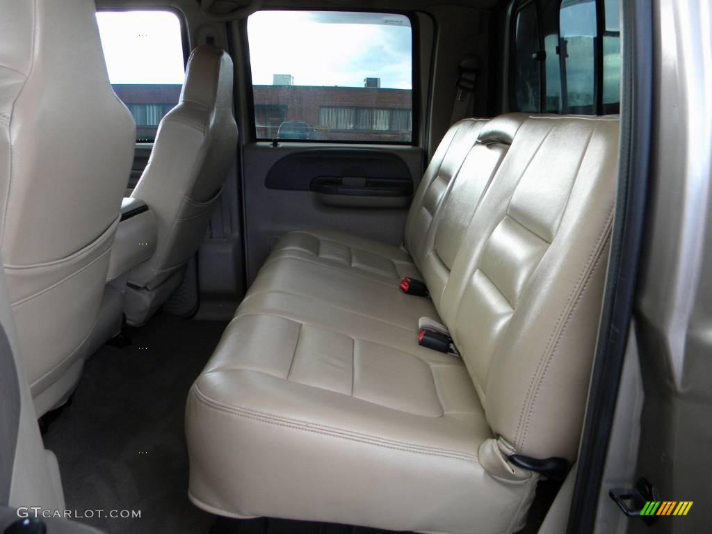 Medium Parchment Interior 2003 Ford F350 Super Duty XLT Crew Cab 4x4 Photo #40615889