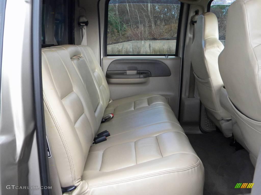 Medium Parchment Interior 2003 Ford F350 Super Duty XLT Crew Cab 4x4 Photo #40615958