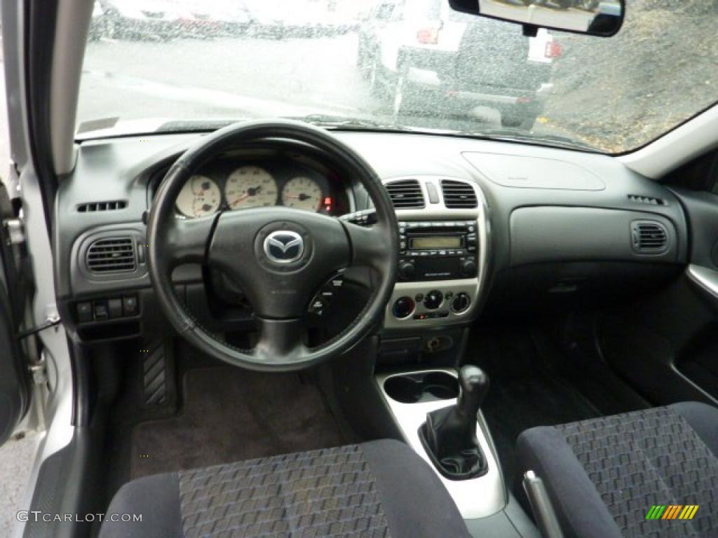 Off Black Interior 2003 Mazda Protege 5 Wagon Photo #40616178
