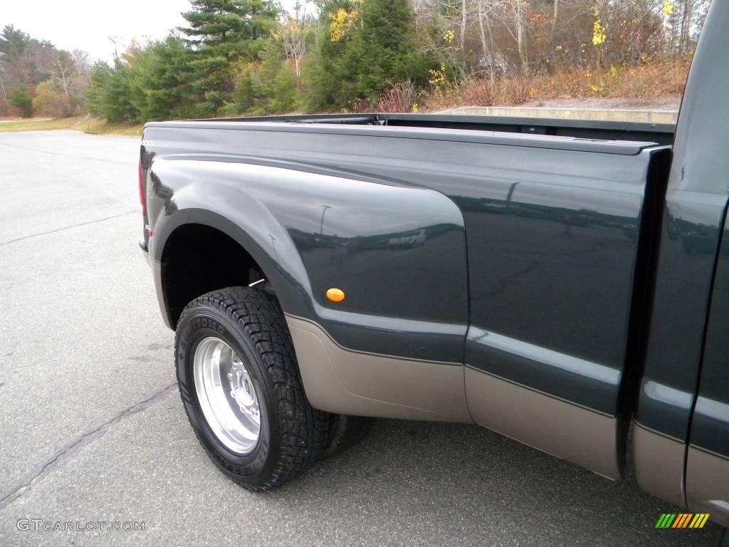 2007 F350 Super Duty Lariat Crew Cab 4x4 Dually - Dark Green Satin Metallic / Tan photo #12