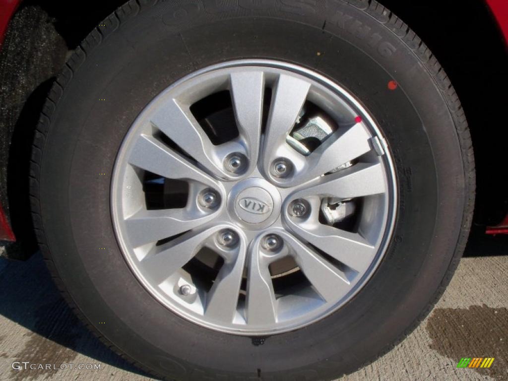 2011 Kia Sedona LX Wheel Photo #40619161