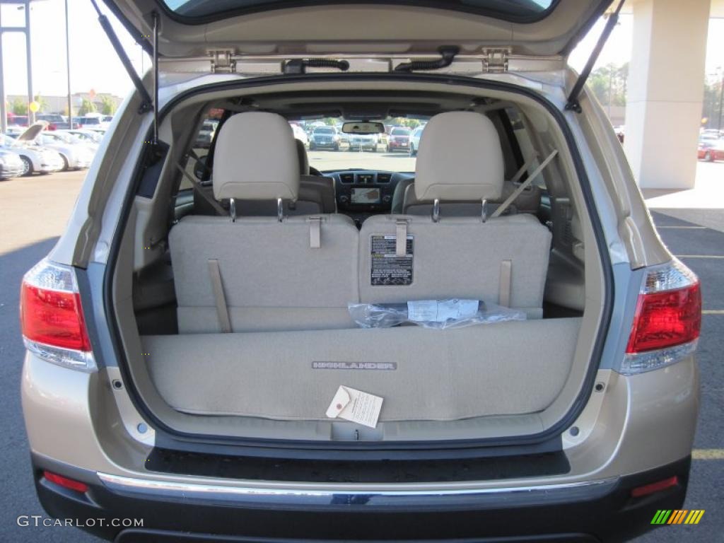 2011 Toyota Highlander Limited Trunk Photo #40619842