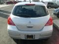 Brillant Silver - Versa 1.8 S Hatchback Photo No. 8