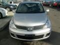 Brillant Silver - Versa 1.8 S Hatchback Photo No. 12