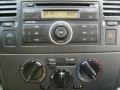 Brillant Silver - Versa 1.8 S Hatchback Photo No. 19