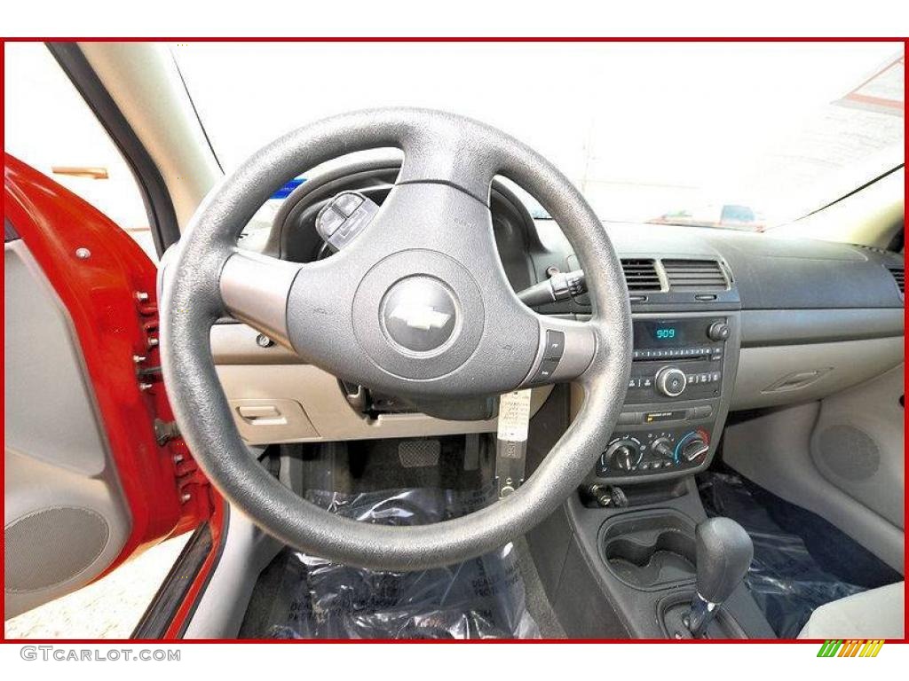 2007 Cobalt LS Coupe - Victory Red / Gray photo #18