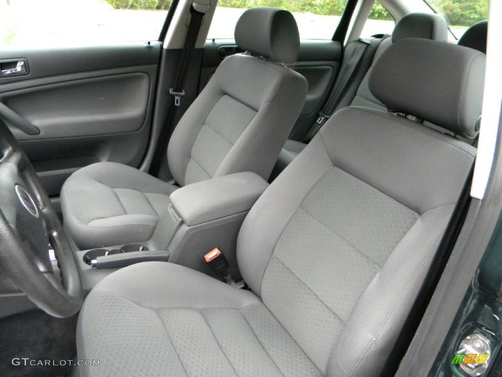 Grey Interior 2005 Volkswagen Passat GLS TDI Sedan Photo #40623746