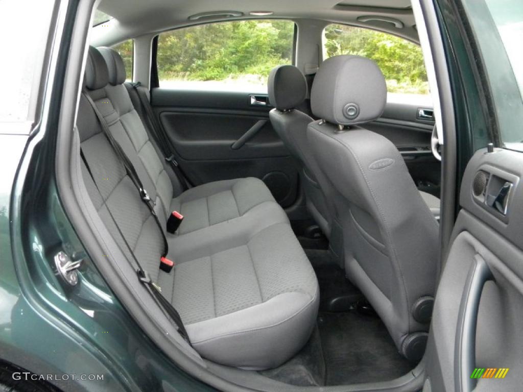 Grey Interior 2005 Volkswagen Passat GLS TDI Sedan Photo #40623910