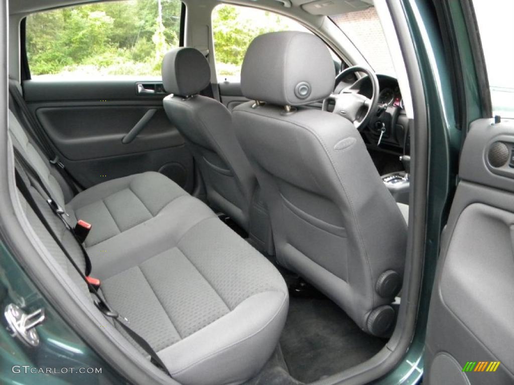 Grey Interior 2005 Volkswagen Passat GLS TDI Sedan Photo #40623922