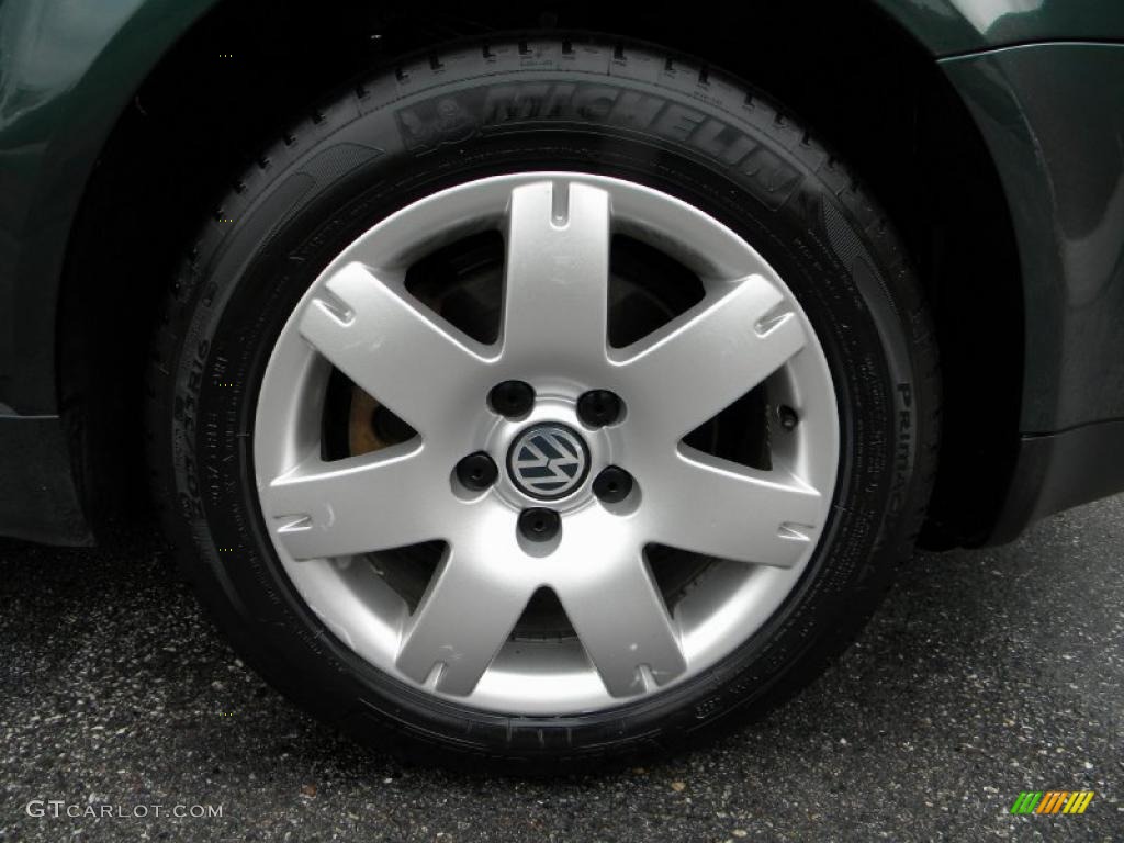 2005 Volkswagen Passat GLS TDI Sedan Wheel Photo #40624162