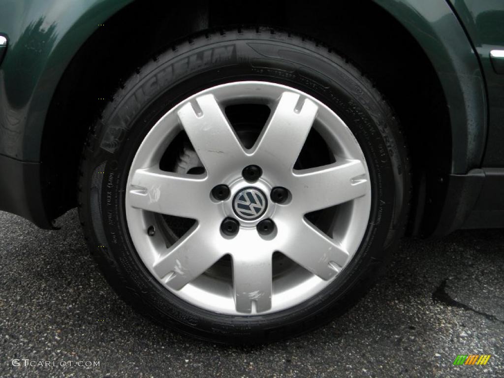 2005 Volkswagen Passat GLS TDI Sedan Wheel Photo #40624198