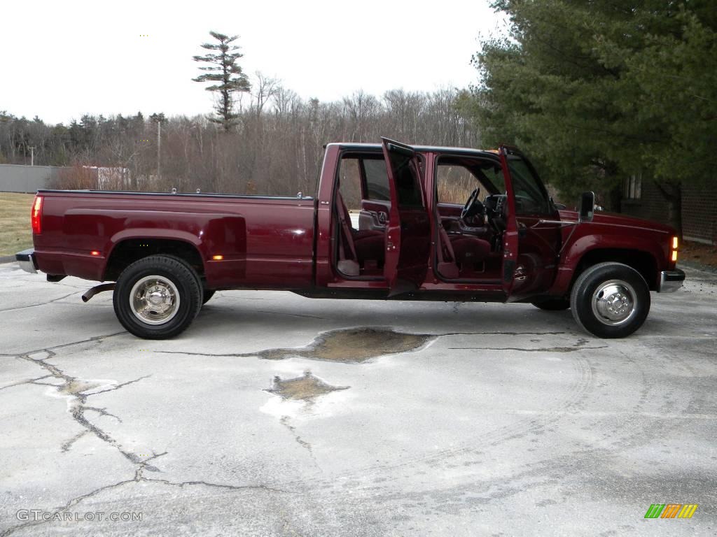 1997 Sierra 3500 SLE Crew Cab 4x4 Dually - Dark Hunt Club Red Metallic / Red photo #16