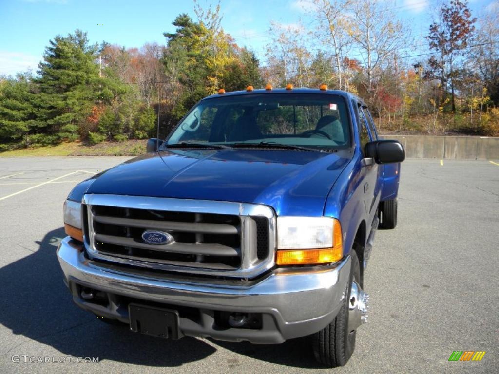 1999 F350 Super Duty XLT Crew Cab 4x4 Dually - Royal Blue Metallic / Blue photo #2