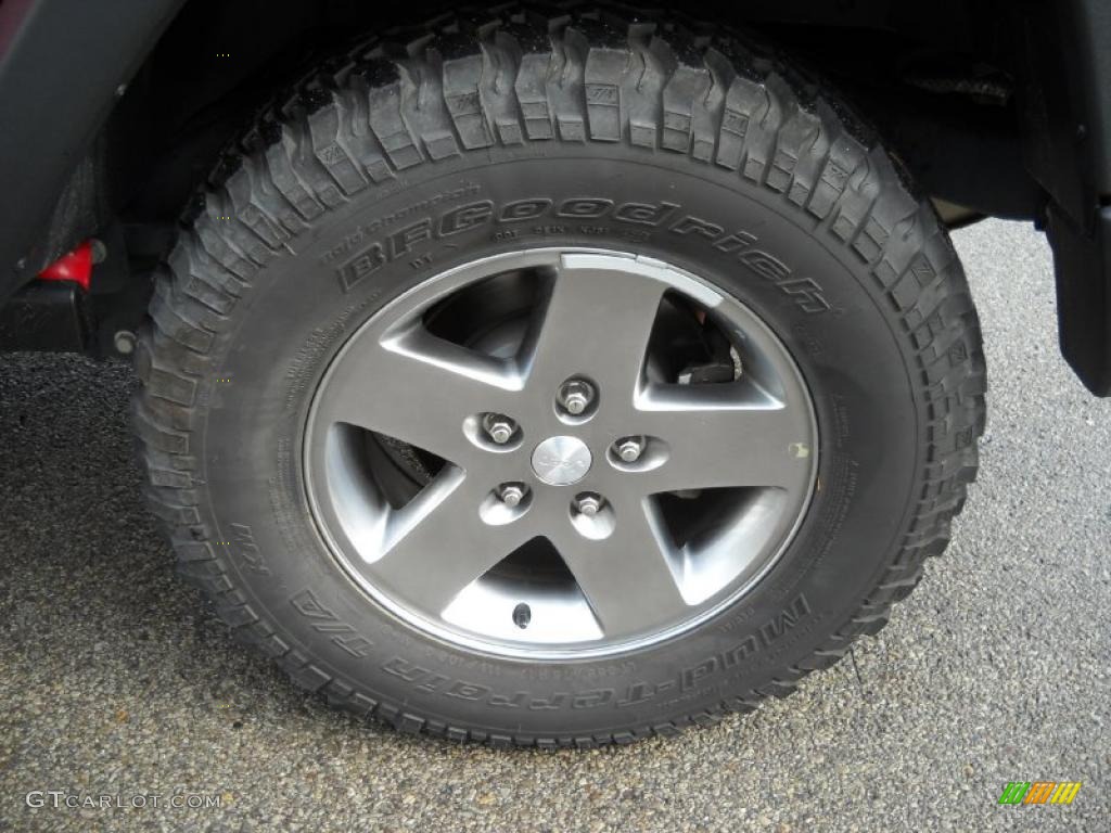 2010 Jeep Wrangler Unlimited Rubicon 4x4 Wheel Photo #40626404