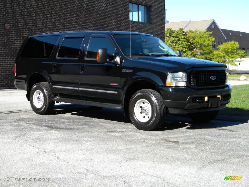 2004 Excursion Limited 4x4 - Black / Medium Parchment photo #19