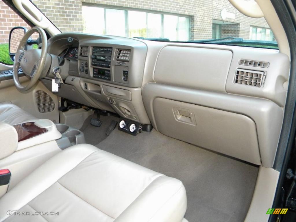 2004 Ford Excursion Limited 4x4 Dashboard Photos