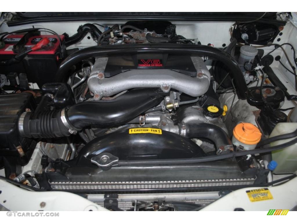 2001 Chevrolet Tracker LT Hardtop 4WD Engine Photos