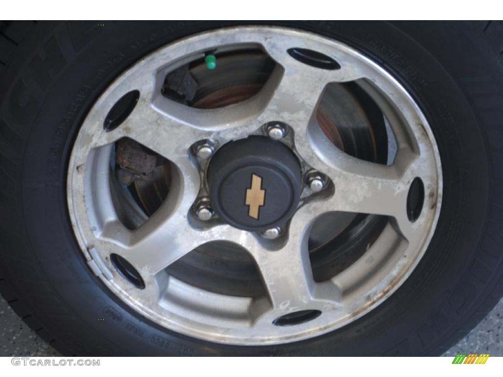 2001 Chevrolet Tracker LT Hardtop 4WD Wheel Photo #40628462