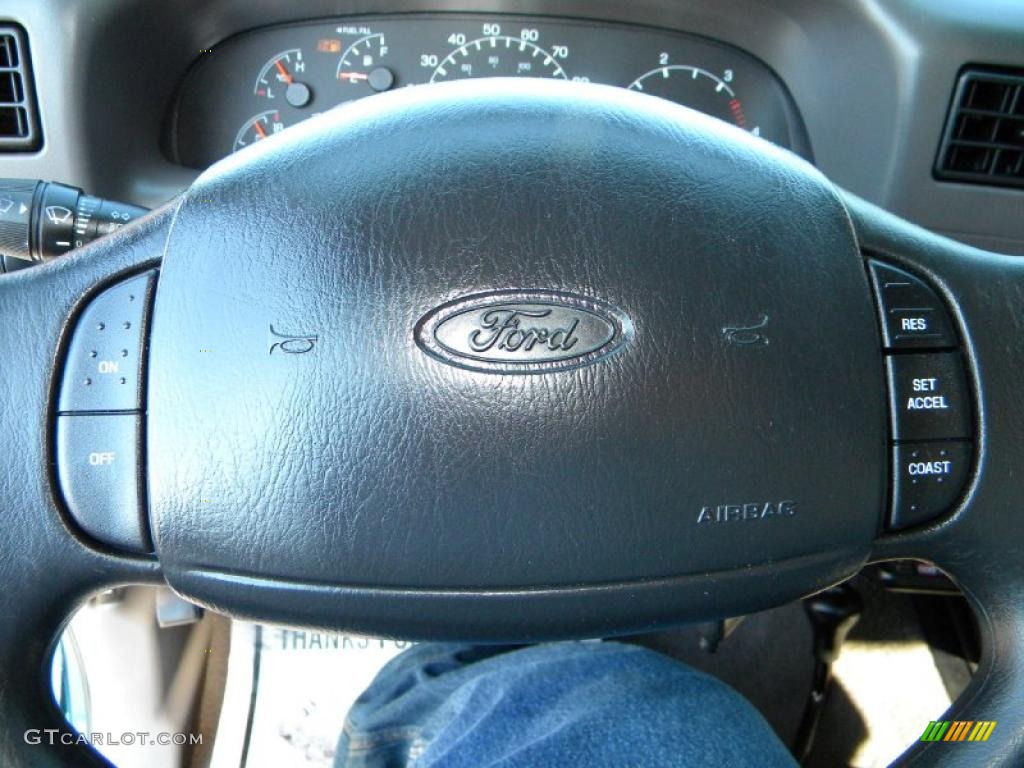 2000 F250 Super Duty XLT Regular Cab 4x4 - Island Blue Metallic / Medium Graphite photo #51