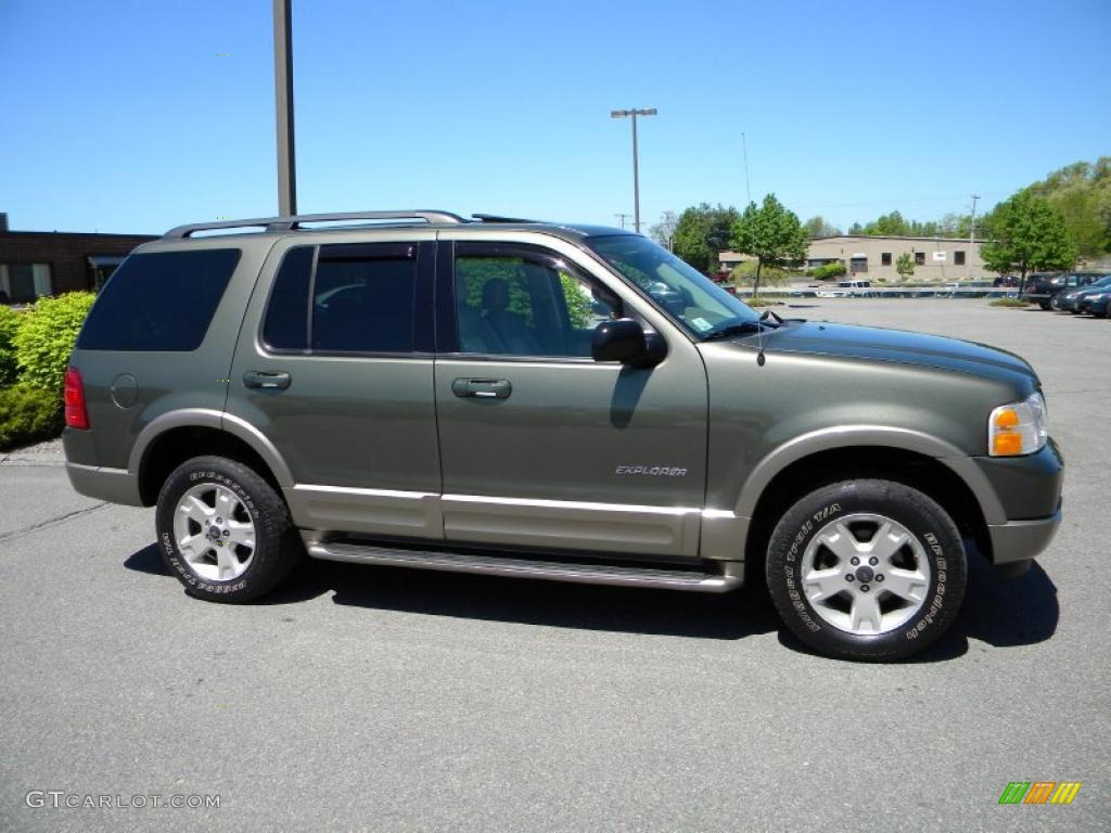 2004 Explorer Eddie Bauer 4x4 - Estate Green Metallic / Medium Parchment photo #13