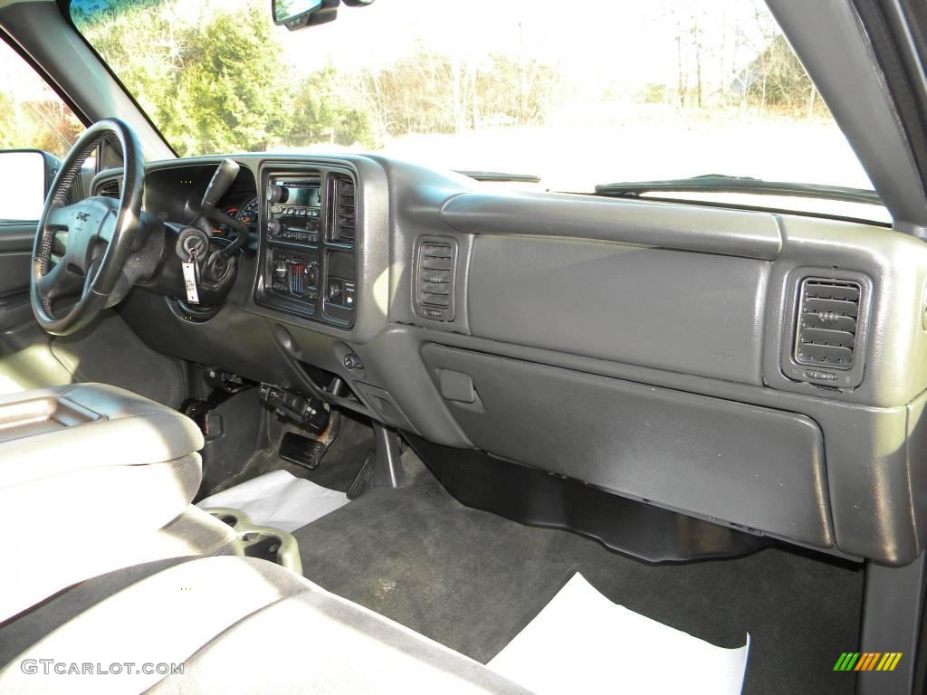 2005 Sierra 2500HD SLE Regular Cab 4x4 - Sport Red Metallic / Dark Pewter photo #38