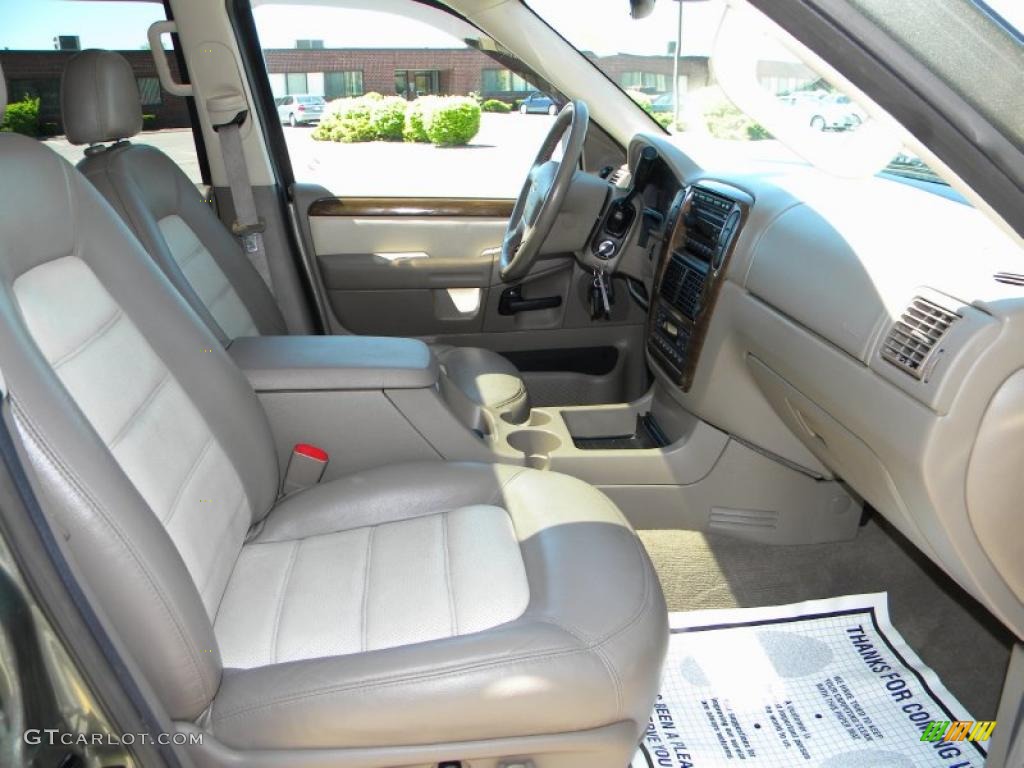 2004 Explorer Eddie Bauer 4x4 - Estate Green Metallic / Medium Parchment photo #46