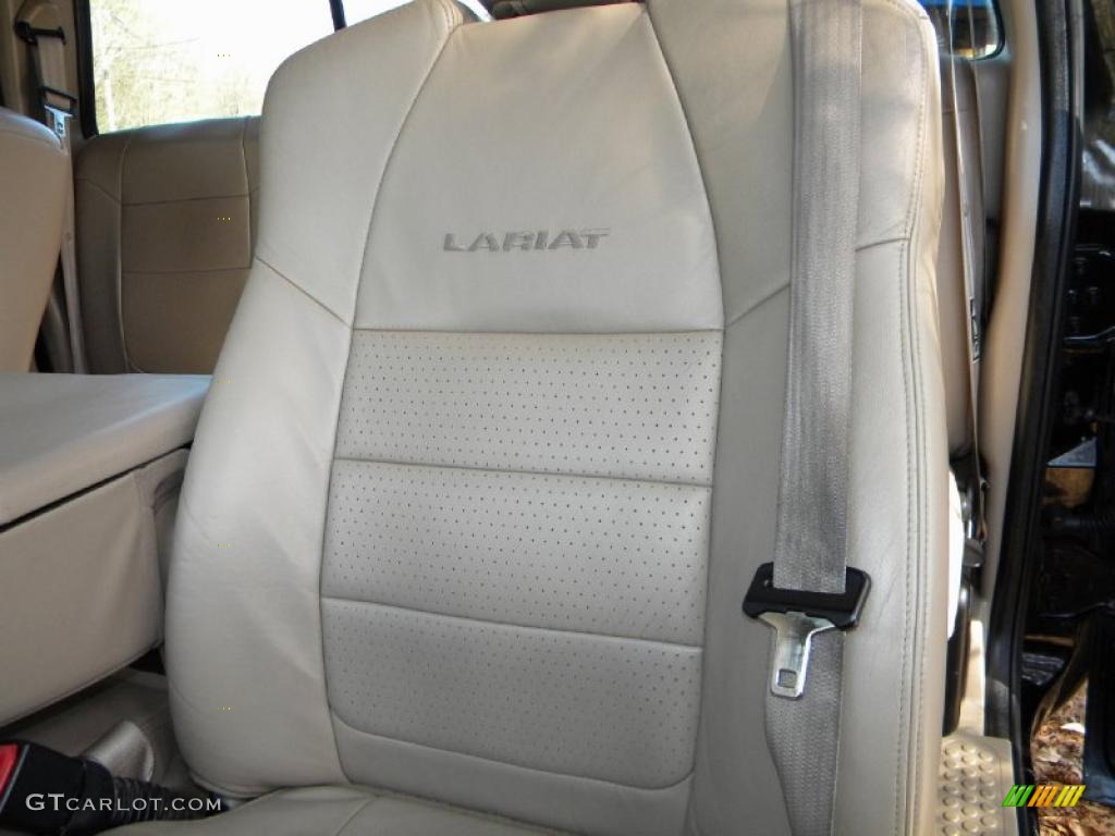 Medium Parchment Interior 2001 Ford F350 Super Duty Lariat SuperCab 4x4 Photo #40630010
