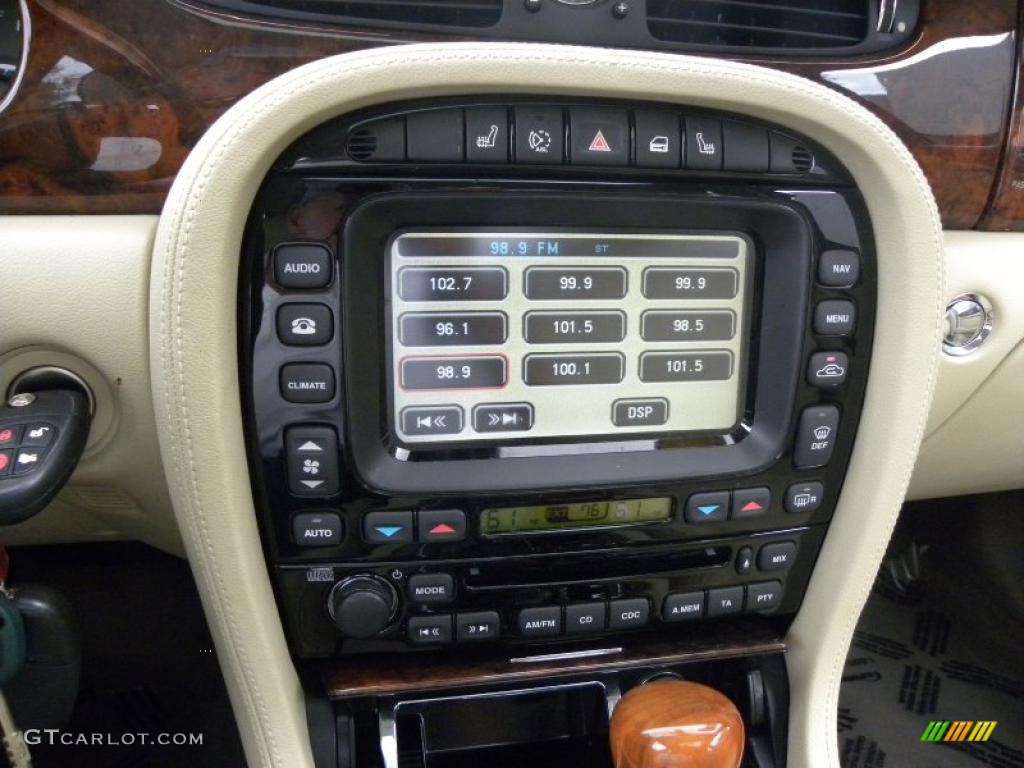 2007 Jaguar XJ XJ8 L Controls Photo #40630542