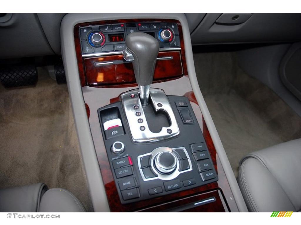 2005 Audi A8 4.2 quattro 6 Speed Tiptronic Automatic Transmission Photo #40631250