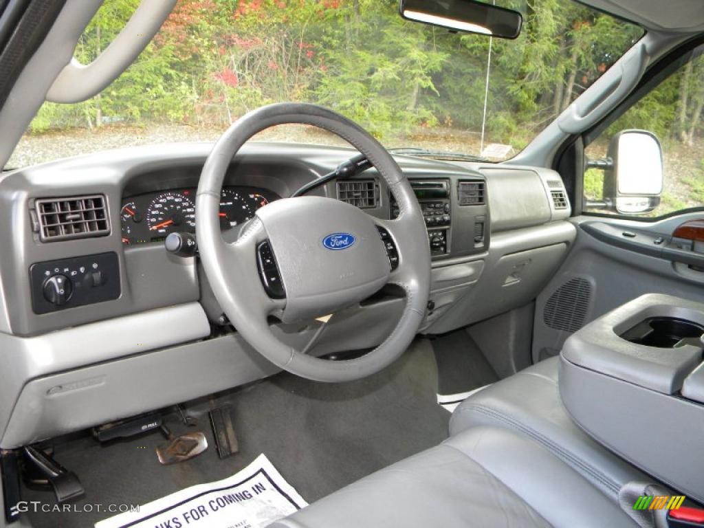 Medium Flint Interior 2004 Ford F250 Super Duty Lariat Crew Cab 4x4 Photo #40631358