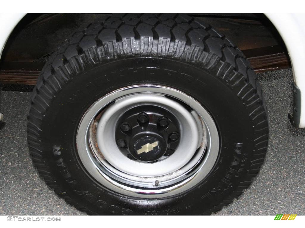 2001 Chevrolet Express 3500 Commercial Van Wheel Photos