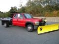 2001 Victory Red Chevrolet Silverado 3500 Extended Cab 4x4 Chassis Plow Truck  photo #13