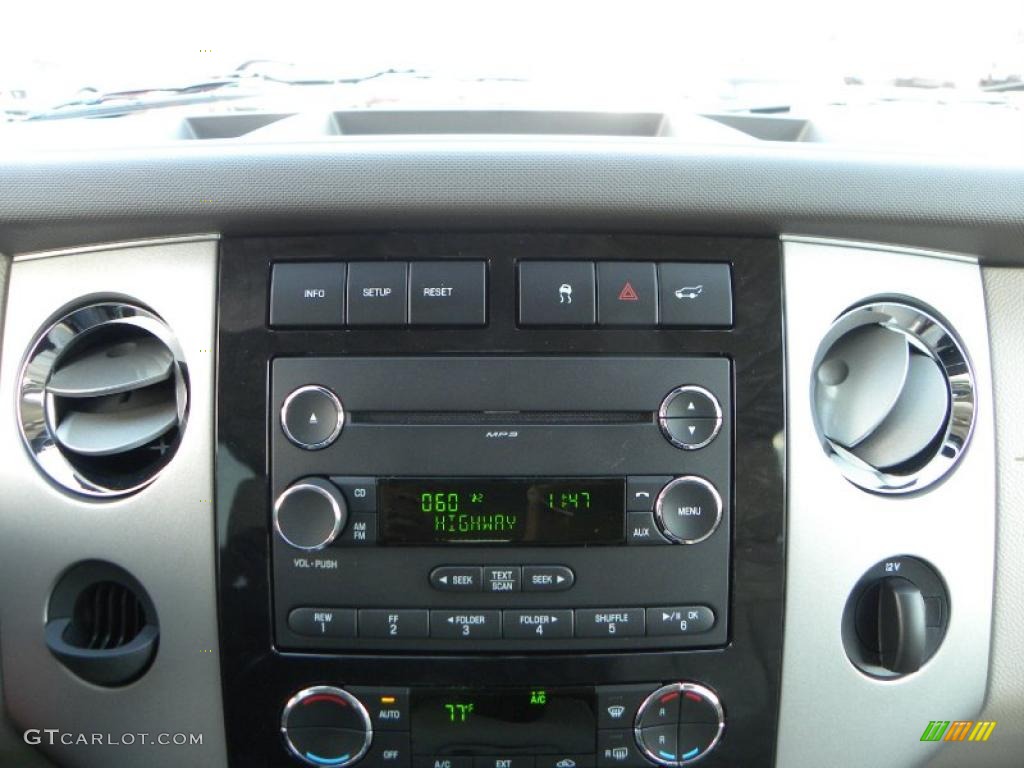 2011 Ford Expedition Limited Controls Photo #40632970