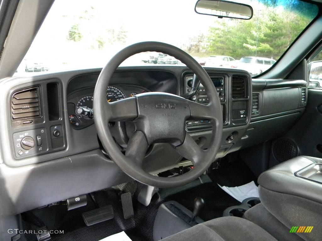 2005 GMC Sierra 2500HD Extended Cab 4x4 interior Photo #40633354