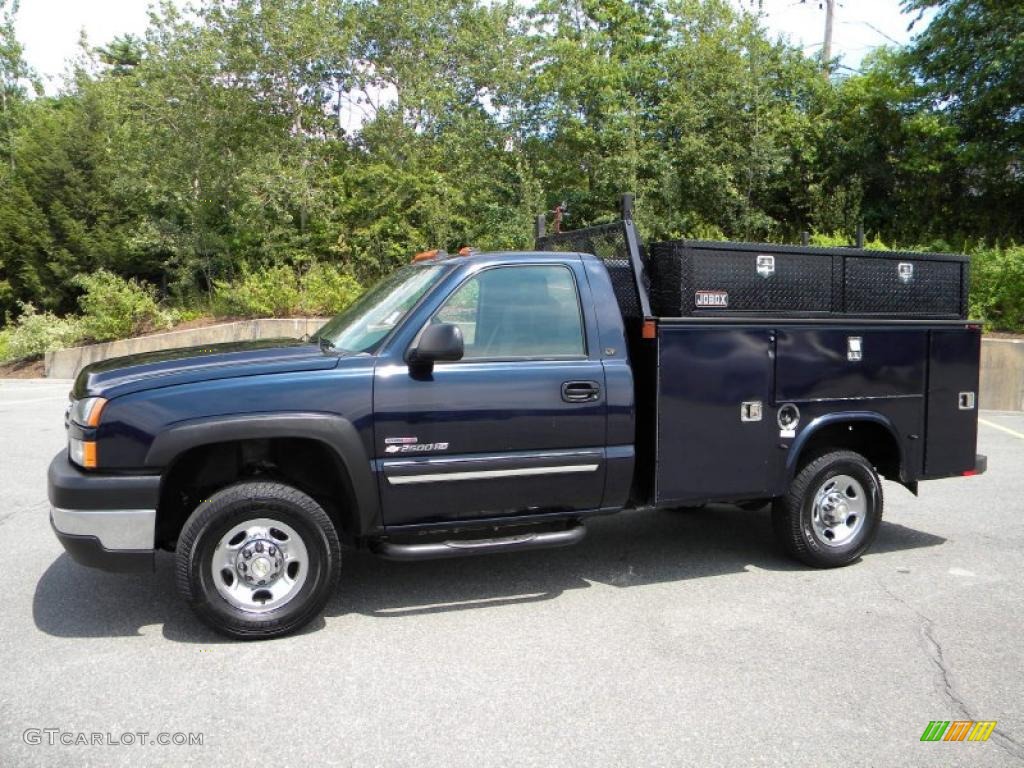 2006 Silverado 2500HD LT Regular Cab 4x4 Chassis - Dark Blue Metallic / Dark Charcoal photo #5