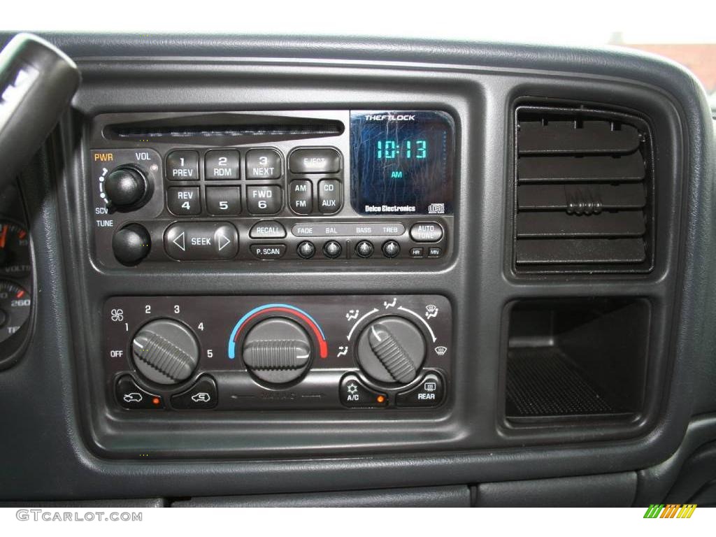 2001 GMC Sierra 2500HD SLE Crew Cab 4x4 Controls Photos