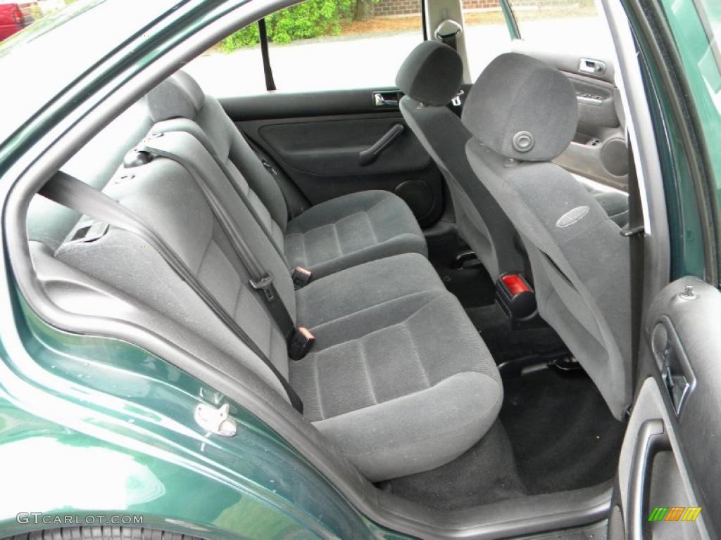 Black Interior 2001 Volkswagen Jetta GLS TDI Sedan Photo #40636178