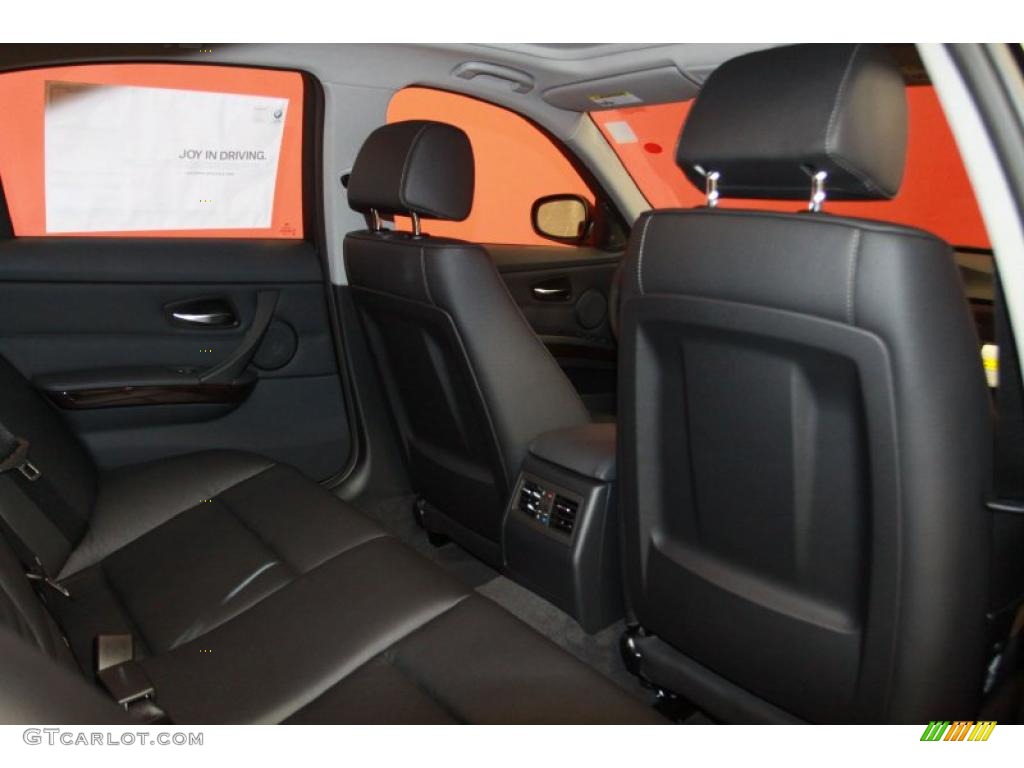 2011 3 Series 328i Sedan - Jet Black / Black photo #6