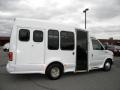 2002 Oxford White Ford E Series Cutaway E350 Commercial Passenger Van  photo #12