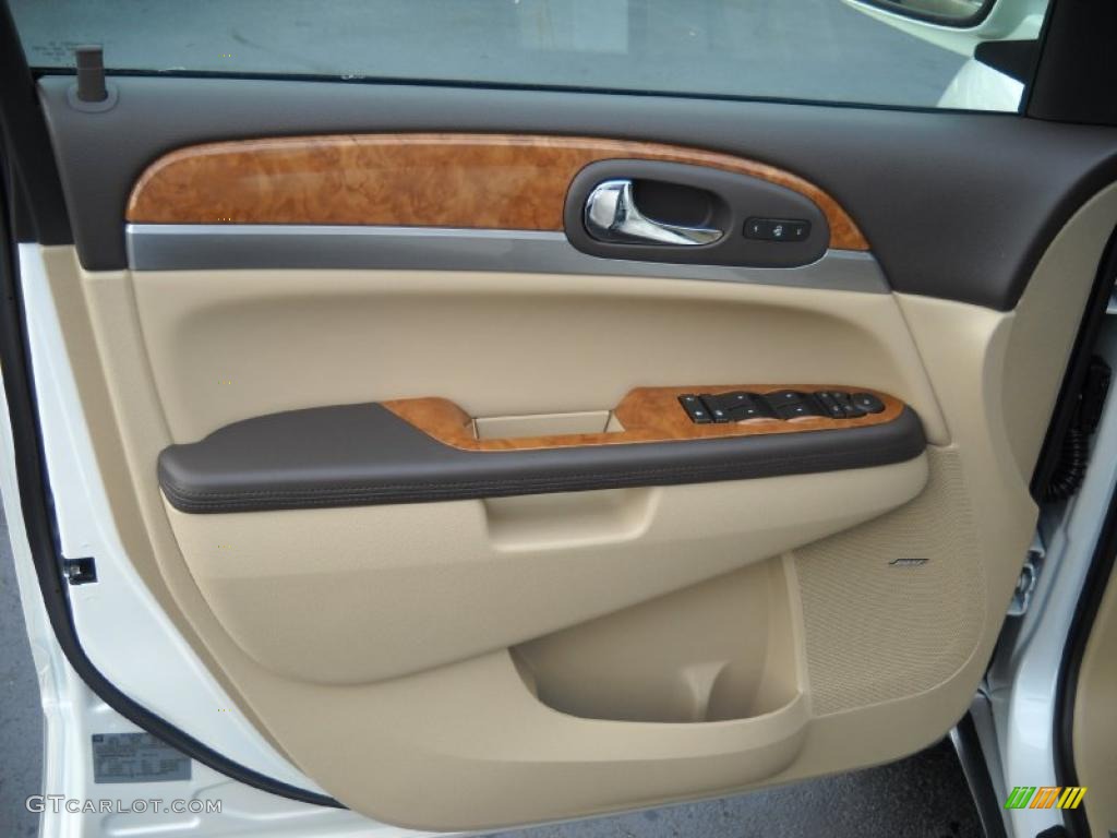 2011 Buick Enclave CXL AWD Cashmere/Cocoa Door Panel Photo #40637818