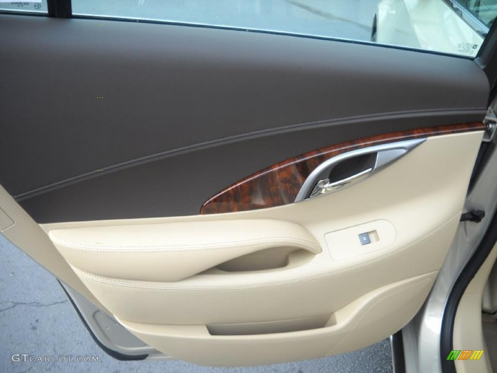 2011 Buick LaCrosse CXL AWD Cocoa/Cashmere Door Panel Photo #40638150