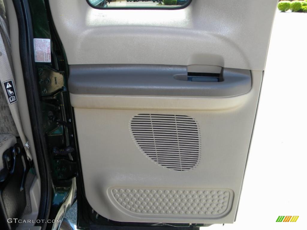 2000 F350 Super Duty XLT Extended Cab 4x4 Dually - Woodland Green Metallic / Medium Parchment photo #38