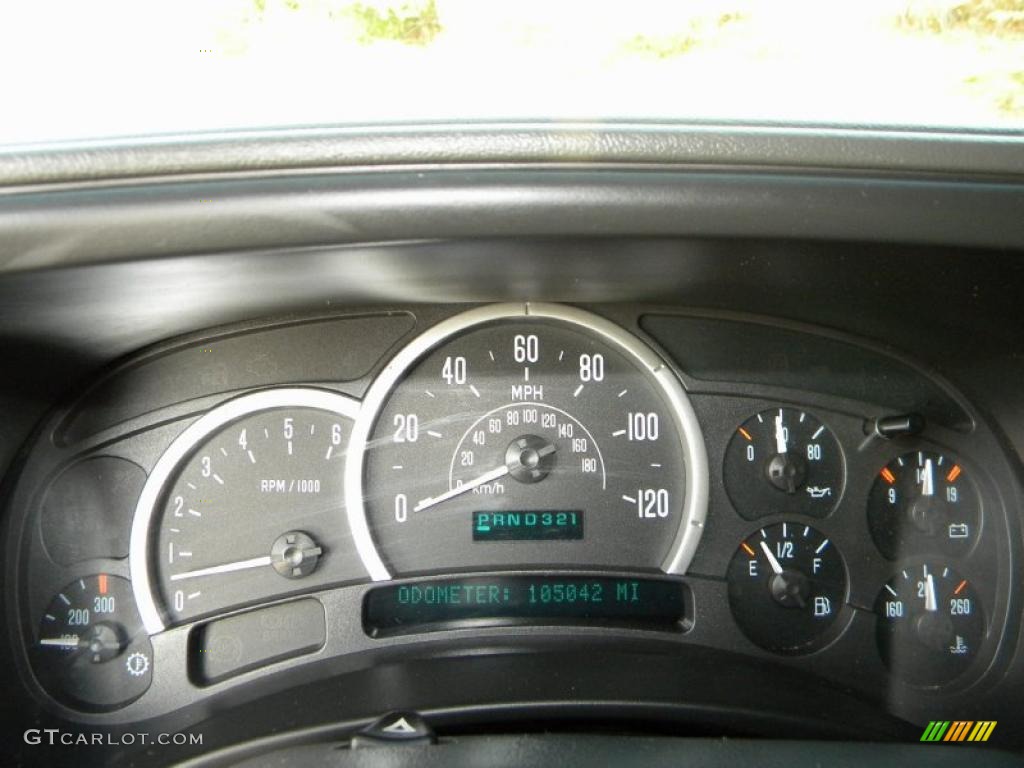 2004 Cadillac Escalade EXT AWD Gauges Photo #40638786