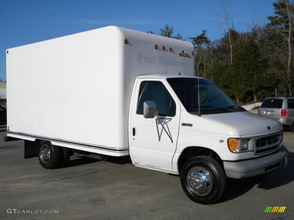 1998 E Series Cutaway E350 Commercial Moving Truck - Oxford White / Medium Graphite photo #2