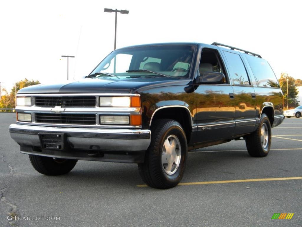 Onyx Black 1997 Chevrolet Suburban K1500 LT 4x4 Exterior Photo #40641018
