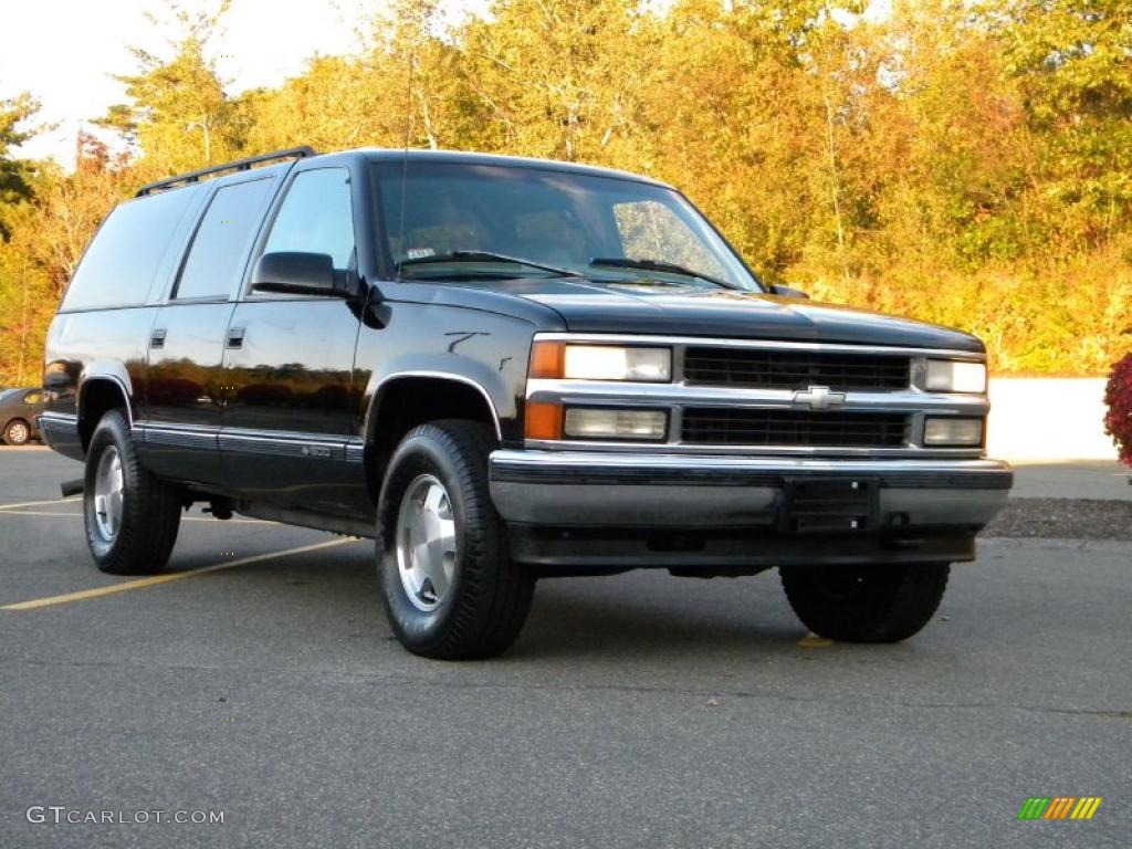 1997 Suburban K1500 LT 4x4 - Onyx Black / Gray photo #12