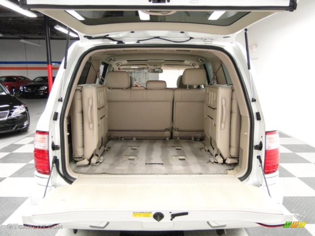 2004 Lexus LX 470 Trunk Photo #40641650