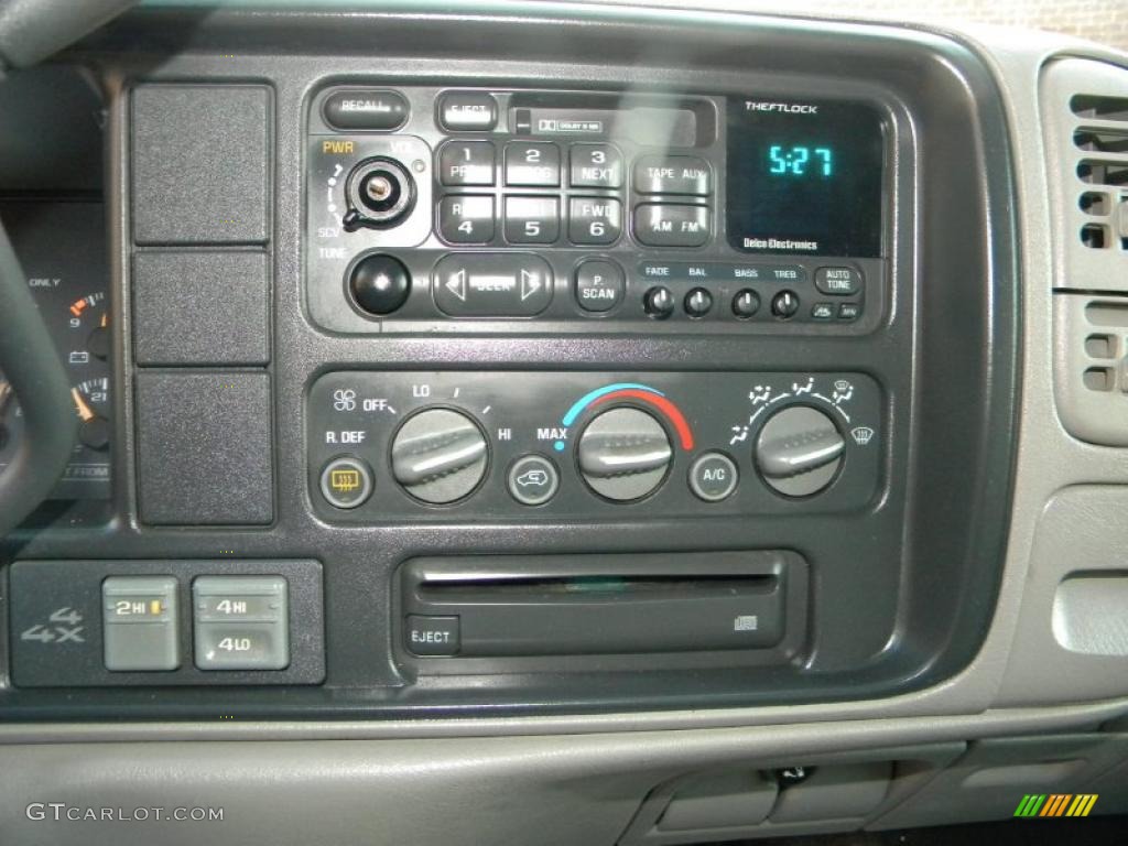 1997 Chevrolet Suburban K1500 LT 4x4 Controls Photos