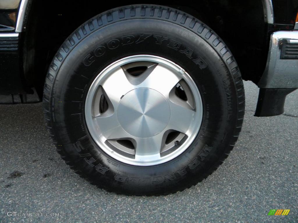 1997 Suburban K1500 LT 4x4 - Onyx Black / Gray photo #54
