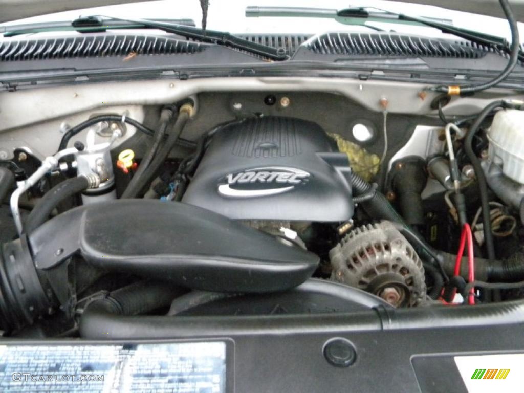 2004 Chevrolet Silverado 2500HD LS Crew Cab 4x4 Chassis 6.0 Liter OHV 16-Valve Vortec V8 Engine Photo #40642442